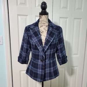 Navy plaid, 3/4 length sleeve, one button jacket
